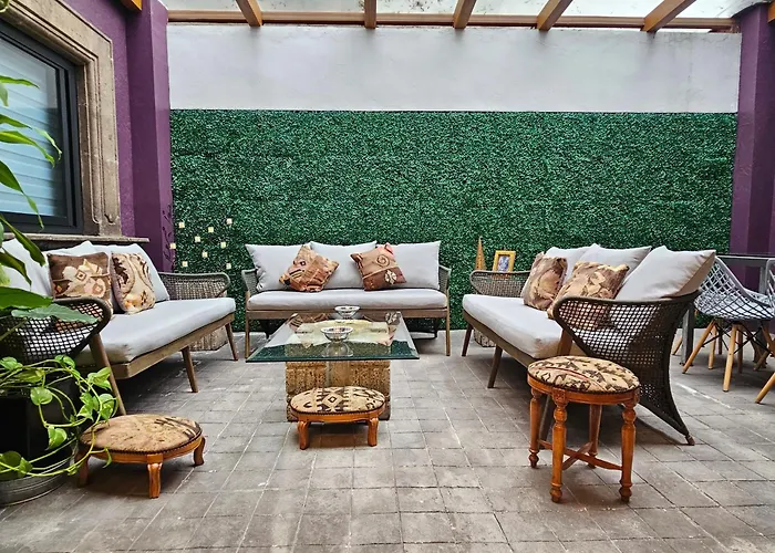 Casa Monasterio Homestay *